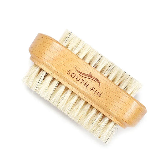 Double-Sided Nail Cleaning Brush with Wooden Handle - Natural Bristles for Manicure and Pedicure